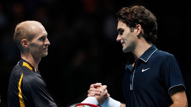 Nikolaj Davidenko og Roger Federer (Foto: Suzanne Plunkett/Scanpix/Reuters)