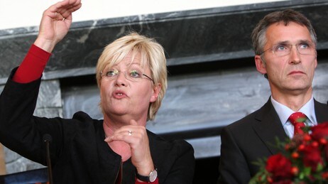 Jens Stoltenberg og Kristin Halvorsen (Foto: Lise Åserud/Scanpix) Jens Stoltenberg og Kristin Halvorsen (Foto: Lise Åserud/Scanpix)