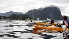 Padling (Foto: Sandra Lappegard/DNT) Padling (Foto: Sandra Lappegard/DNT)