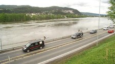 Drammenselva. (Foto: Harald Inderhaug/NRK)