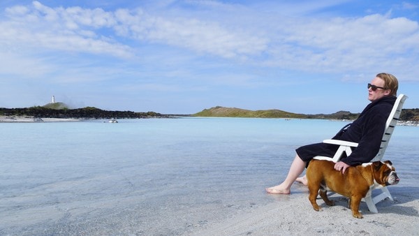 Island på skrått i bubil
