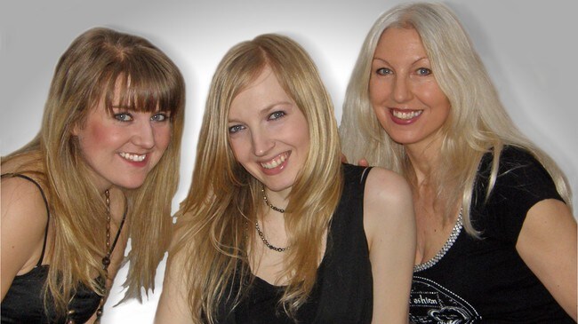 Mother & Daughters Mother & Daughters