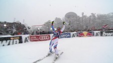 Video Didier Cuche inn til ledelse (Foto: Nyhetsspiller)