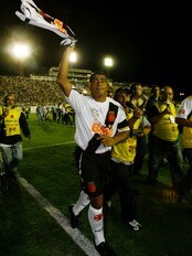 Romario (Foto: Ricardo Moraes/AP) Romario (Foto: Ricardo Moraes/AP)