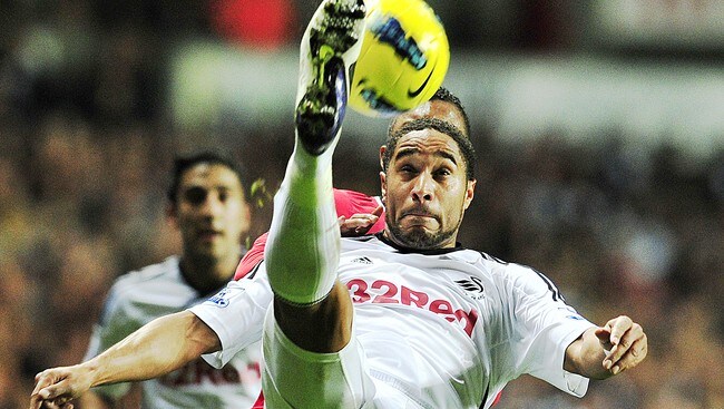 Swansea-spiller Ashley Williams (Foto: GLYN KIRK/Afp) Swansea-spiller Ashley Williams (Foto: GLYN KIRK/Afp)