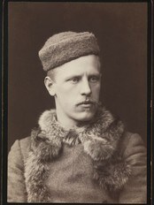 Fridtjof Nansen anno 1888. (Foto: Fotograf: L. Szacinski / eier: Nasjonalbiblioteket, bldsa_1a016)