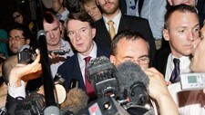 EUs handelskommissær Peter Mandelson er ikke sikker på om fredagens tekstforslag overlever (Foto: Salvatore Di Nolfi/AP) EUs handelskommissær Peter Mandelson er ikke sikker på om fredagens tekstforslag overlever (Foto: Salvatore Di Nolfi/AP)