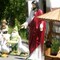 Også en Jesus-figur finnes blant hagegnom-sortimentet. Også en Jesus-figur finnes blant hagegnom-sortimentet.