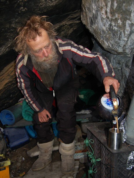 Kaffekos i hula (Foto: Trude Blåsmo/Den Norske Turistforening) Kaffekos i hula (Foto: Trude Blåsmo/Den Norske Turistforening)