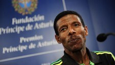 Haile Gebrselassie (Foto: JAVIER SORIANO/Afp) Haile Gebrselassie (Foto: JAVIER SORIANO/Afp)