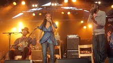 Carolina Chocolate Drops under åpningen av Notodden Bluesfestival 2010 (Foto: Jørn Gjersøe/NRK) Carolina Chocolate Drops under åpningen av Notodden Bluesfestival 2010 (Foto: Jørn Gjersøe/NRK)