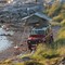 I Træna kommune bor det rundt 450 innbyggere, og når 2000 festivalgjengere inntar øyene må man ha alternative campingalternativer, som her på taket av bilen. I Træna kommune bor det rundt 450 innbyggere, og når 2000 festivalgjengere inntar øyene må man ha alternative campingalternativer, som her på taket av bilen.