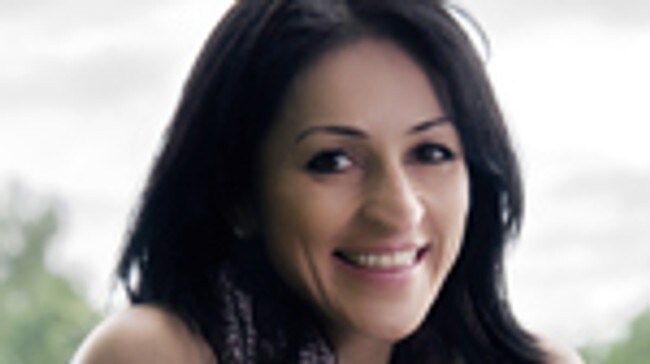Susan Abulhawa (Foto: Aschehoug forlag) Susan Abulhawa (Foto: Aschehoug forlag)