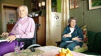 Mary og Odd R. Eriksen er misfornøyd med hjemmesykepleien i Moss. (Foto: Birger Kjølberg/NRK) Mary og Odd R. Eriksen er misfornøyd med hjemmesykepleien i Moss. (Foto: Birger Kjølberg/NRK)