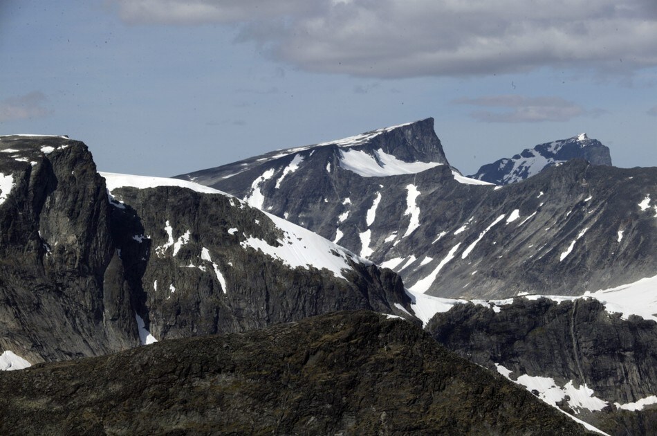 Skarstinden