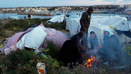 Flyktningar på Lampedusa (Foto: TONY GENTILE/Reuters) Flyktningar på Lampedusa (Foto: TONY GENTILE/Reuters)