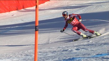  Aksel kj & # xF8; leads into to lead in the downhill in Val Gardena 