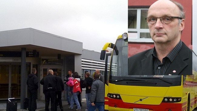 Svein Dragnes - Asylanter sendes hjemme (Foto: Politiets utlendingsenhet /Ole-Marius A. Sandmo NRK) Svein Dragnes - Asylanter sendes hjemme (Foto: Politiets utlendingsenhet /Ole-Marius A. Sandmo NRK)
