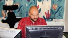 Anders Sømme Hammer i nettmøte hos NRK (NRK) Anders Sømme Hammer i nettmøte hos NRK (NRK)