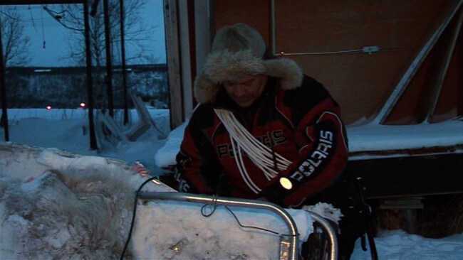 Reineier Isak Mathis Triumf (Foto: Johán Ánte Utsi/NRK Sápmi) Reineier Isak Mathis Triumf (Foto: Johán Ánte Utsi/NRK Sápmi)