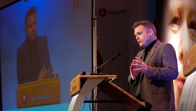 Trond Birkedal på landsmøte i 2007 (Foto: Johansen, Geir Otto/SCANPIX) Trond Birkedal på landsmøte i 2007 (Foto: Johansen, Geir Otto/SCANPIX)