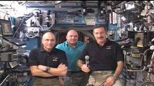 Astronauter i ISS (Foto: NASA) Astronauter i ISS (Foto: NASA)