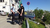 Bil på kanten - Denne personbilen kunne fort fått en dramatisk ferd.