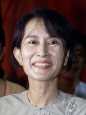 Aung San Suu Kyi (Foto: SUKREE SUKPLANG/Reuters) Aung San Suu Kyi (Foto: SUKREE SUKPLANG/Reuters)