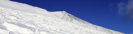 Snøskred Tronfjellet (Foto: Norsk Folkehjelp Redningstjeneste Nord Østerdal) Snøskred Tronfjellet (Foto: Norsk Folkehjelp Redningstjeneste Nord Østerdal)