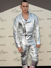 Motedesigner Jeremy Scott (Foto: Matt Sayles/Ap) Motedesigner Jeremy Scott (Foto: Matt Sayles/Ap)