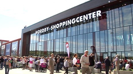 Nordby Shoppingcenter (Foto: Kathrine Brønn/NRK) Nordby Shoppingcenter (Foto: Kathrine Brønn/NRK)