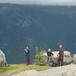 Flott utsikt mot Hardangervidda fra stien mellom Holmaskjer og Odda.