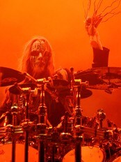 Slipknot-trommis Joey Jordinson (Foto: Armando Franca/AP) Slipknot-trommis Joey Jordinson (Foto: Armando Franca/AP)