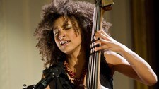 Esperanza Spalding (Foto: Nicolas Kamm/Scanpix/AFP) Esperanza Spalding (Foto: Nicolas Kamm/Scanpix/AFP)