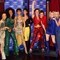 I voks: Jentene poserer sammen med voksavstøpninger av seg selv i Madame Tussauds' Rock Circus i London i 1999. Spice Girls var det første bandet siden Beatles som fikk laget dukker av seg hos Madame Tussauds.