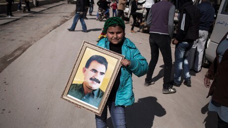 Kurdisk pike (Foto: Manu Brabo/Ap) Kurdisk pike (Foto: Manu Brabo/Ap)