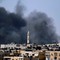 Røykskyer over Salah al-Din i Aleppo lørdag.