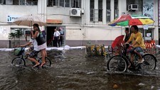 Flom i Valenzuela, Filippinene (Foto: NOEL CELIS/Afp) Flom i Valenzuela, Filippinene (Foto: NOEL CELIS/Afp)
