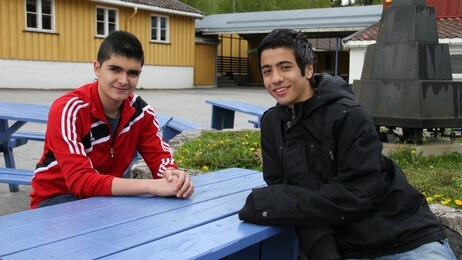 Koorush Ansari, Torvan Kider. (Foto: Stian Wåsjø Simonsen/NRK)