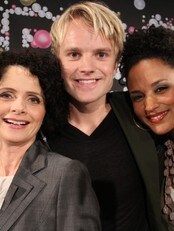 Nadia, Haddy og Erik skal lede ESC (Foto: Hege Bakken Riise/NRK)