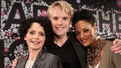 Nadia, Haddy og Erik skal lede ESC (Foto: Hege Bakken Riise/NRK) Nadia, Haddy og Erik skal lede ESC (Foto: Hege Bakken Riise/NRK)
