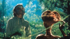 Lillebror og E.T.  (UIP)