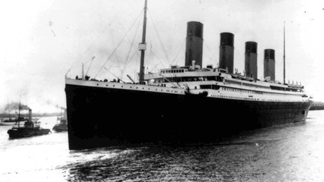 Titanic forlater Southampton i 1912 på sin første og siste reis Titanic forlater Southampton i 1912 på sin første og siste reis