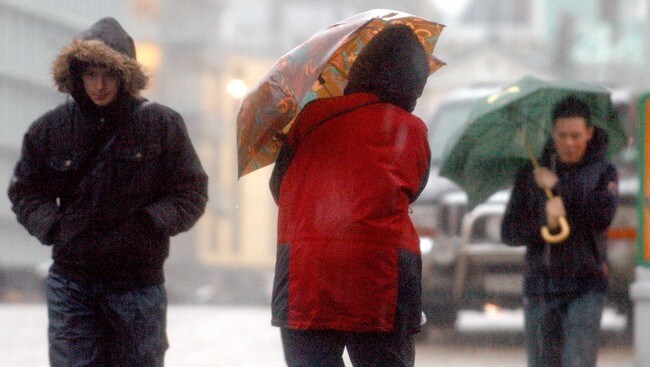 Regn og vind (Foto: Marit Hommedal/Scanpix)