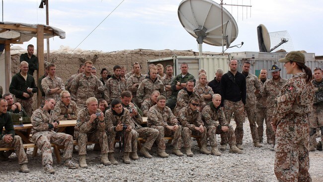 Den danske kronprinsessa besøkte danske soldater i Afghanistan (Foto: Det danske forsvarsdepartementet/AFP) Den danske kronprinsessa besøkte danske soldater i Afghanistan (Foto: Det danske forsvarsdepartementet/AFP)
