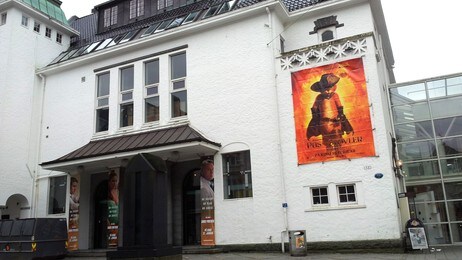 Konsertpaléet i Bergen (Foto: Alexander Vollevik Larsen/NRK) Konsertpaléet i Bergen (Foto: Alexander Vollevik Larsen/NRK)