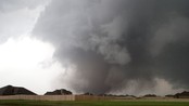 Den voldsomme tornadoen på vei mot Moore