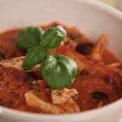 Kyllingtomatgryte med poteter (Foto: Jens Blom/NRK) Kyllingtomatgryte med poteter (Foto: Jens Blom/NRK)