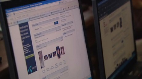 Facebook på skjermen (Foto: Trygve Andreassen/NRK) Facebook på skjermen (Foto: Trygve Andreassen/NRK)