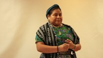 Rigoberta Menchu Tum (Foto: Siv Eli Vuolab/NRK) Rigoberta Menchu Tum (Foto: Siv Eli Vuolab/NRK)
